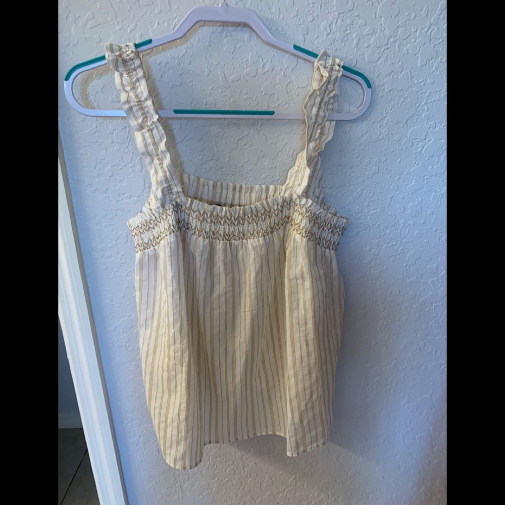 Banana republic flowy top